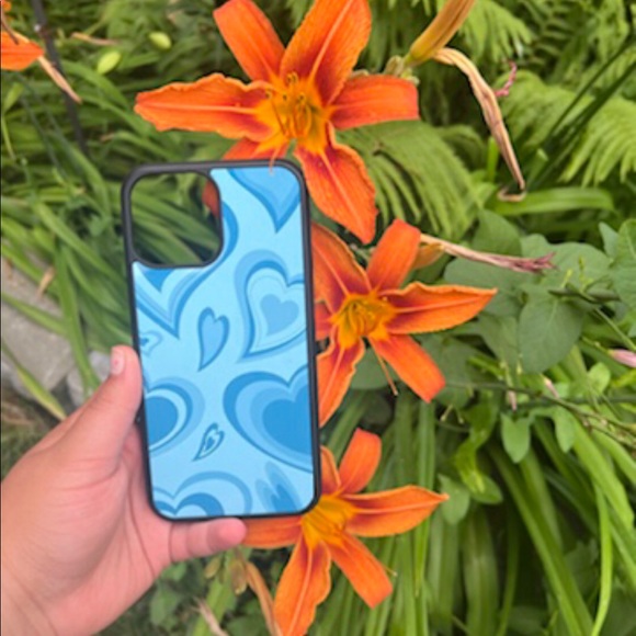 Phone case - Picture 1 of 2